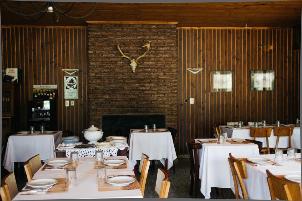 Hosteria La Peninsula Вила Вентана Екстериор снимка